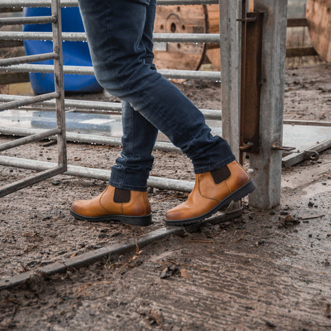 Xpert Heritage Saddler Dealer Boots Tan